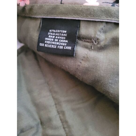 TINSEL Floral Cotton Pattern Short Size 27 Has Stretch 🤩 Washed Not Worn - Picture 9 of 9